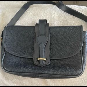 Vintage Dooney and Burke leather purse.